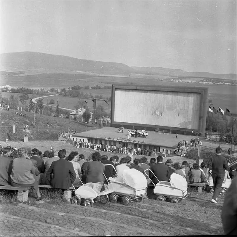 Historická čiernobiela fotografia Amfiteátra Prešov v roku 1966
